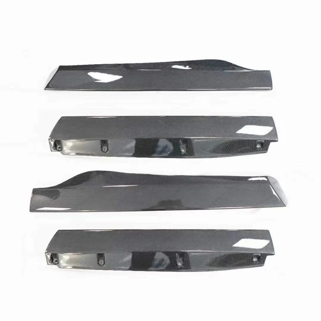 High Quality Fast Delivery Whole Sale Price Dry Carbon Fiber OEM Style Side Skirt Body Kits for GT